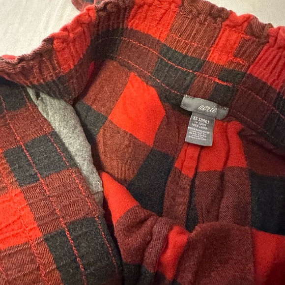 Aerie checkered pajama joggers - Picture 2 of 3